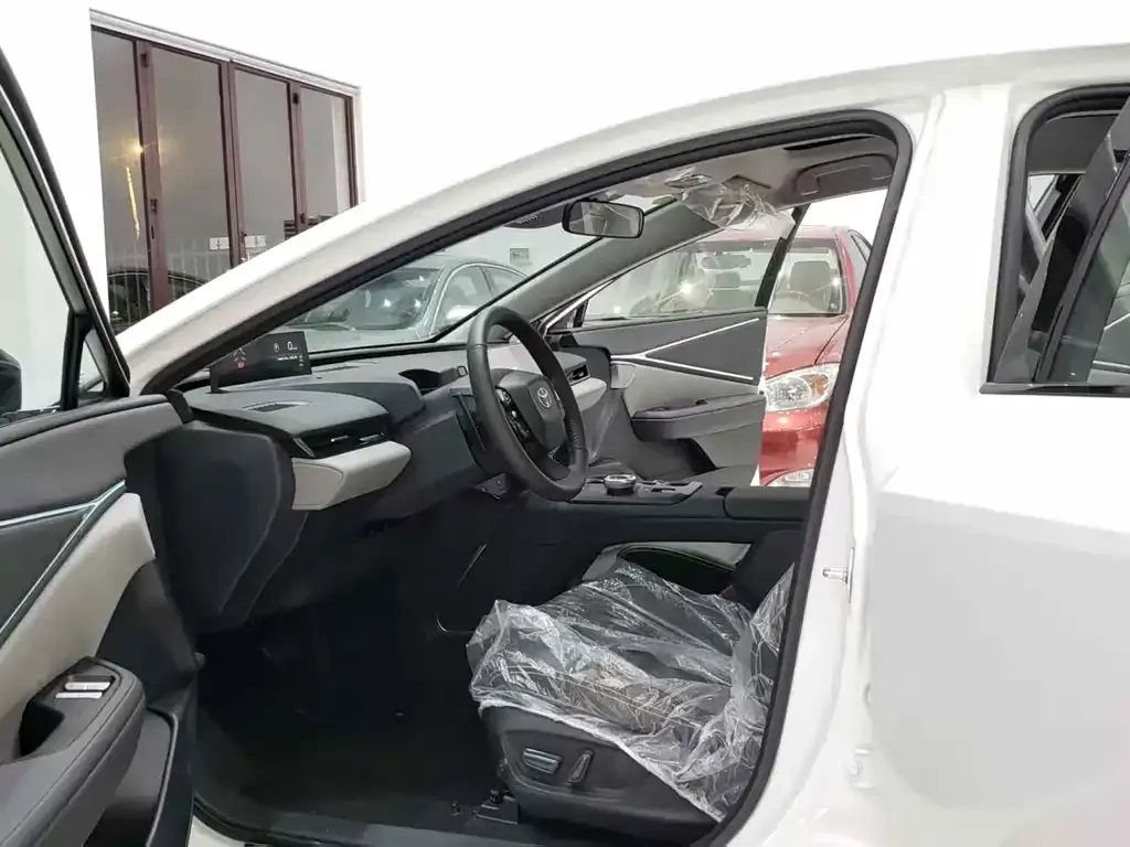 Toyota bZ5 2026 из CN, фото 8