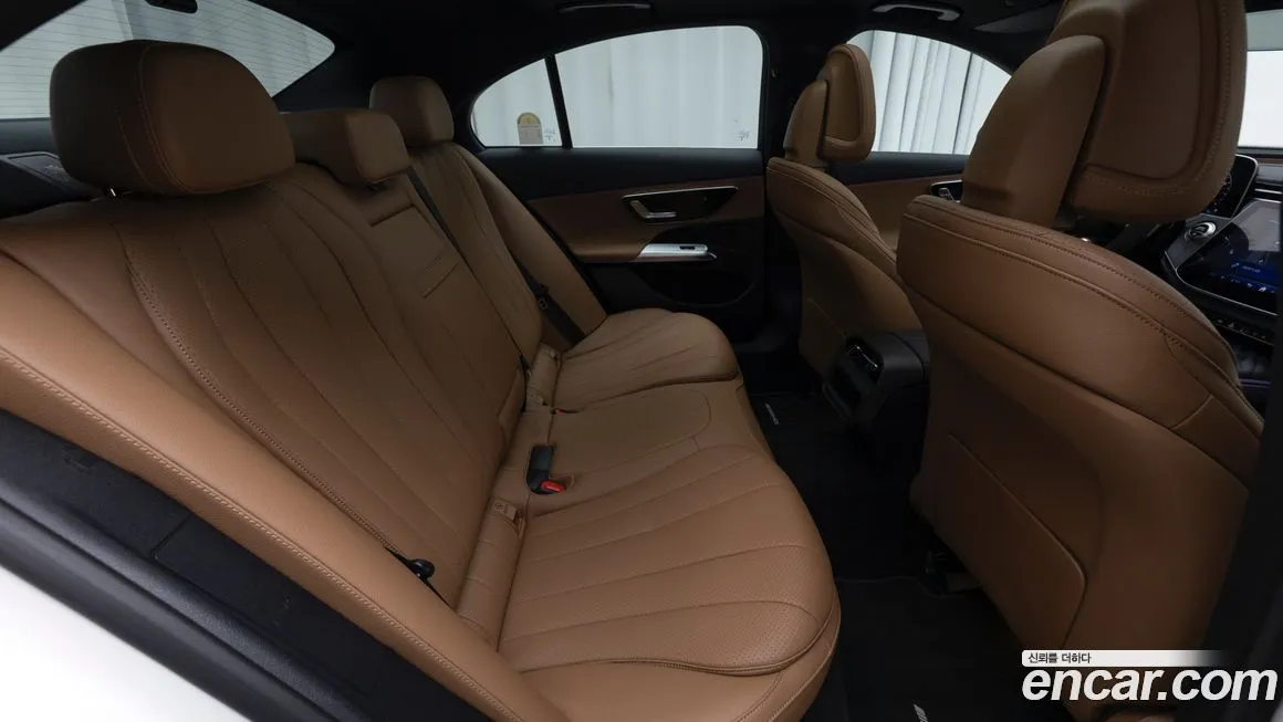 Mercedes-Benz E-Class 2026 из KR, фото 9