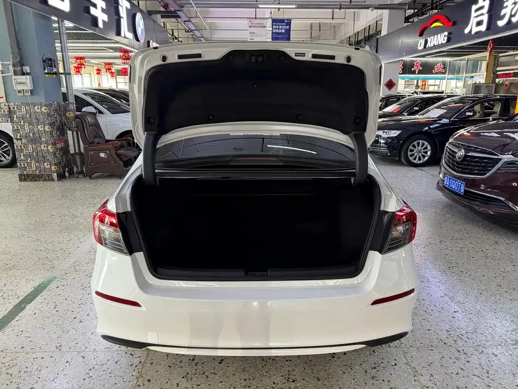 Honda Civic 2022 из CN, фото 4