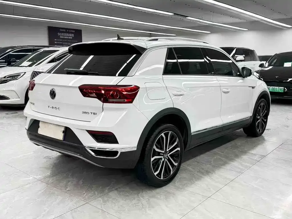 Volkswagen T-Roc 2022 из CN, фото 8