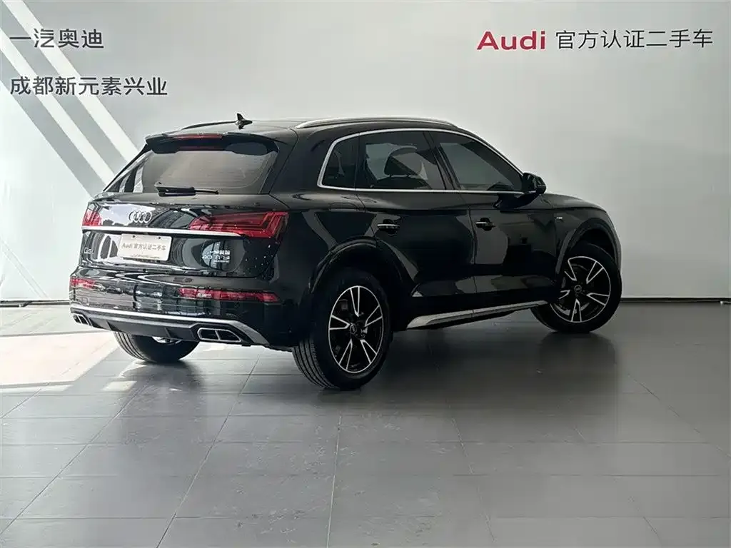 Audi Q5L — фото 2