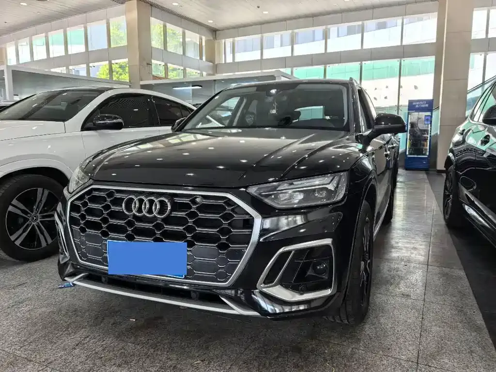 Audi Q5L 2024 из CN, фото 1