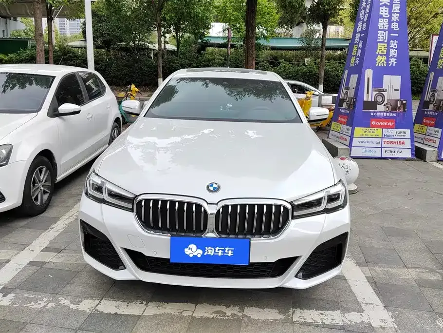 BMW 5 Series — фото 10