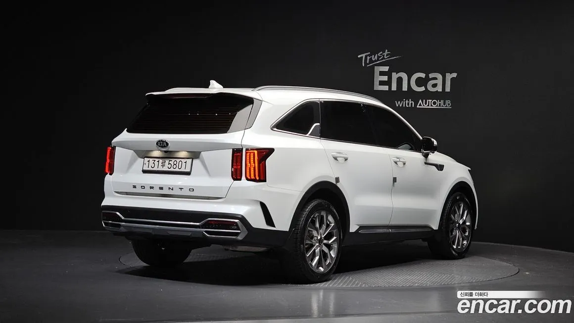 Kia Sorento — фото 4