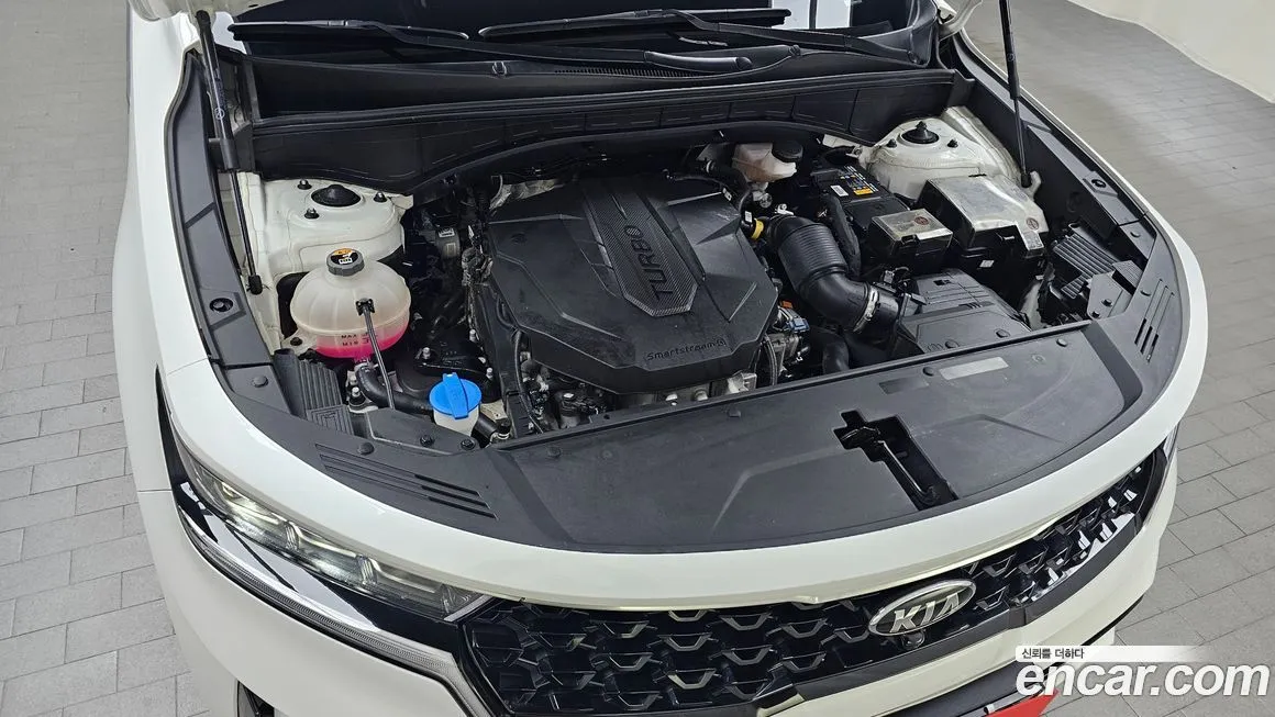Kia Sorento — фото 7