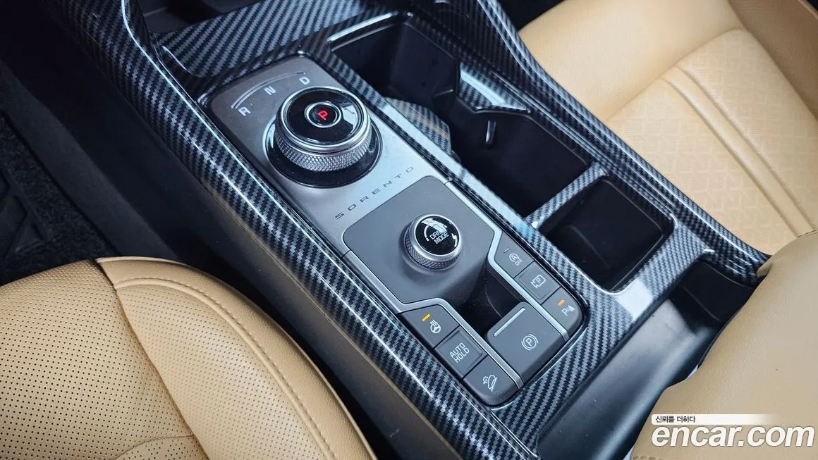 Kia Sorento — фото 10