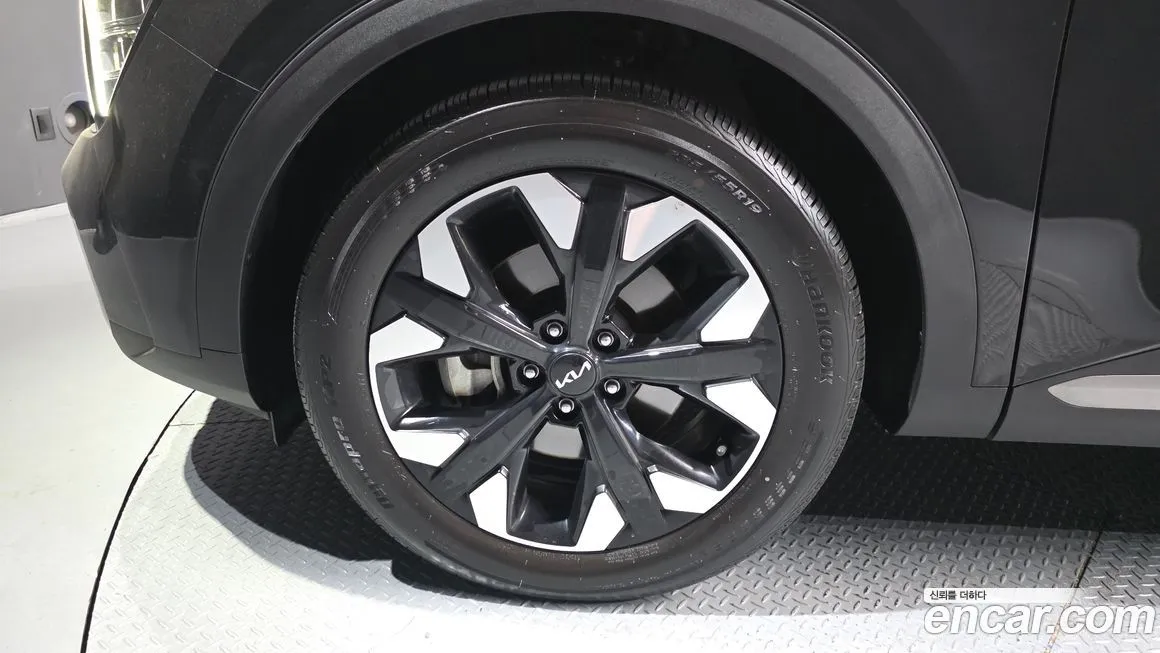 Kia Sportage — фото 10