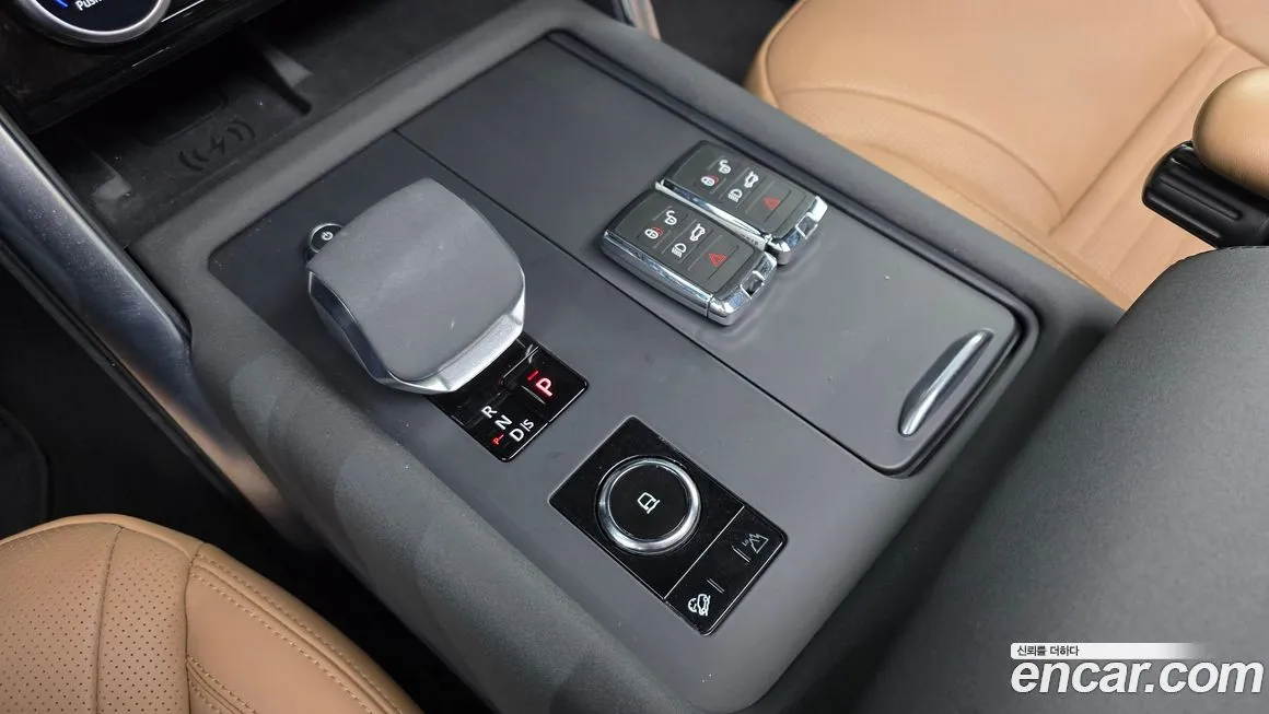 Land Rover Discovery 2023 из KR, фото 3