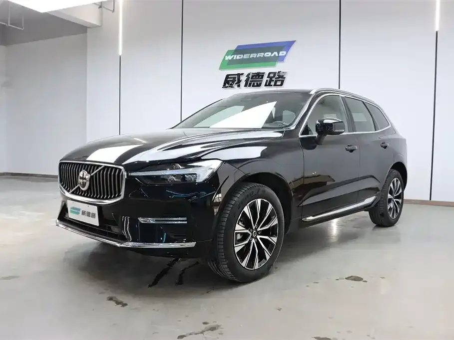 Volvo XC60 2024 из CN, фото 1
