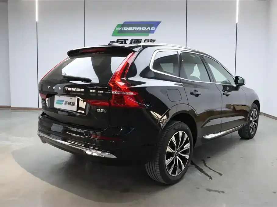 Volvo XC60 2024 из CN, фото 3