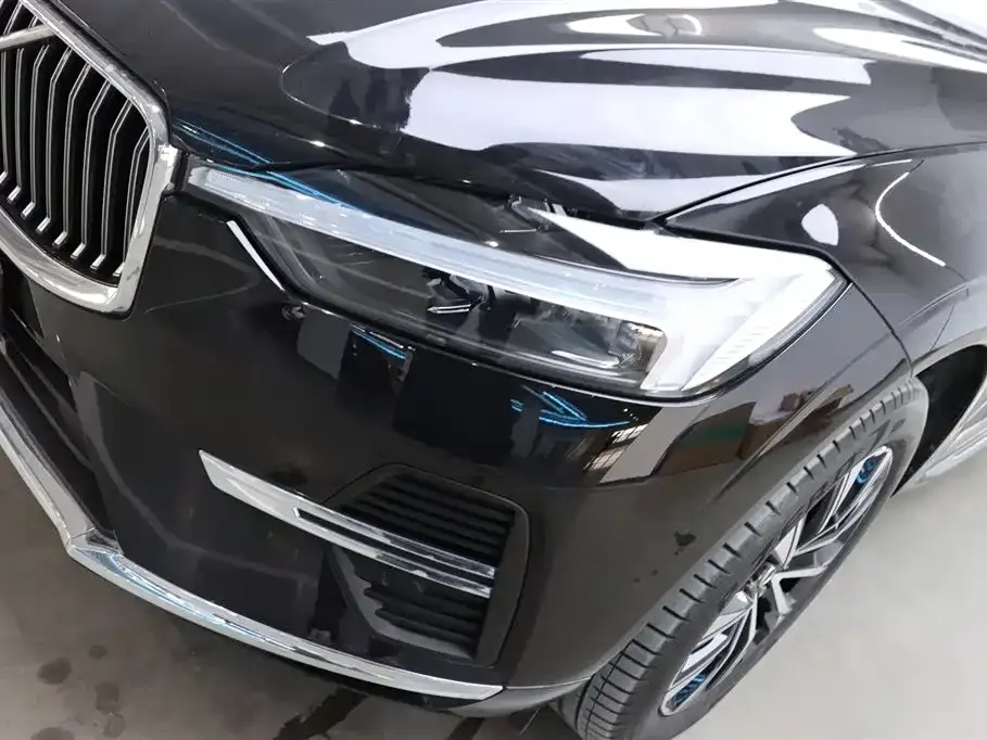 Volvo XC60 2024 из CN, фото 8