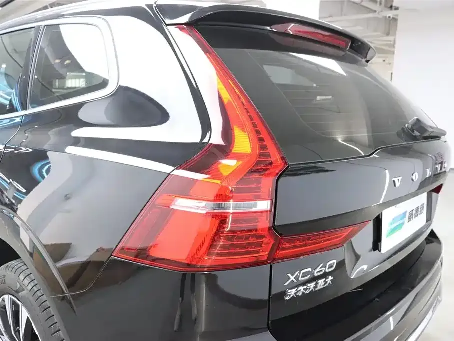 Volvo XC60 2024 из CN, фото 10