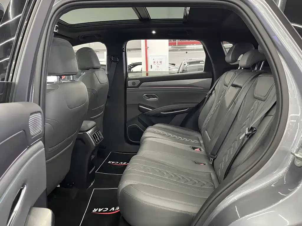 BYD L DM-i 2025 из CN, фото 2