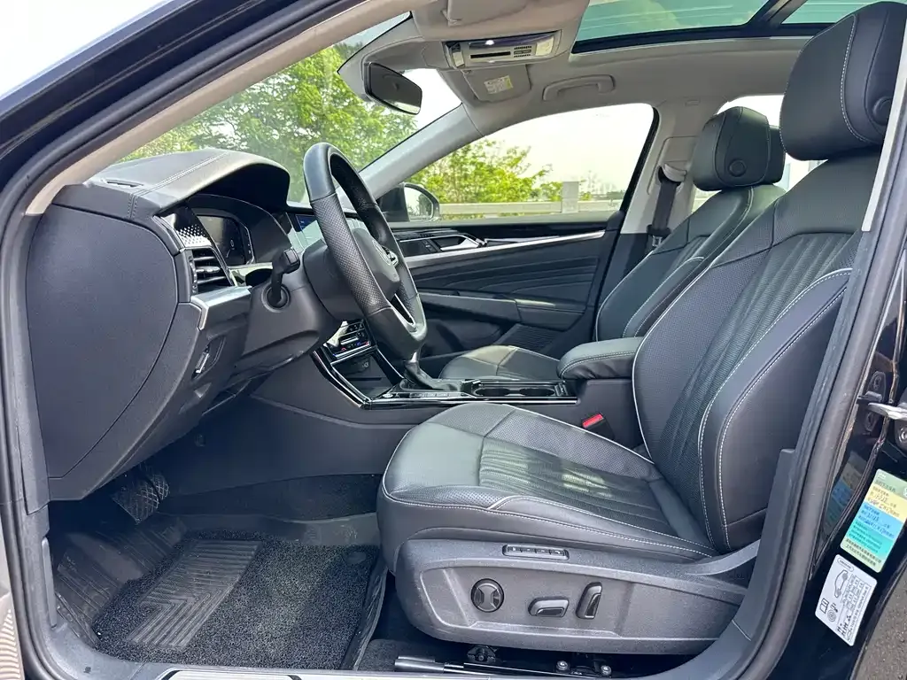 Volkswagen Passat — фото 4