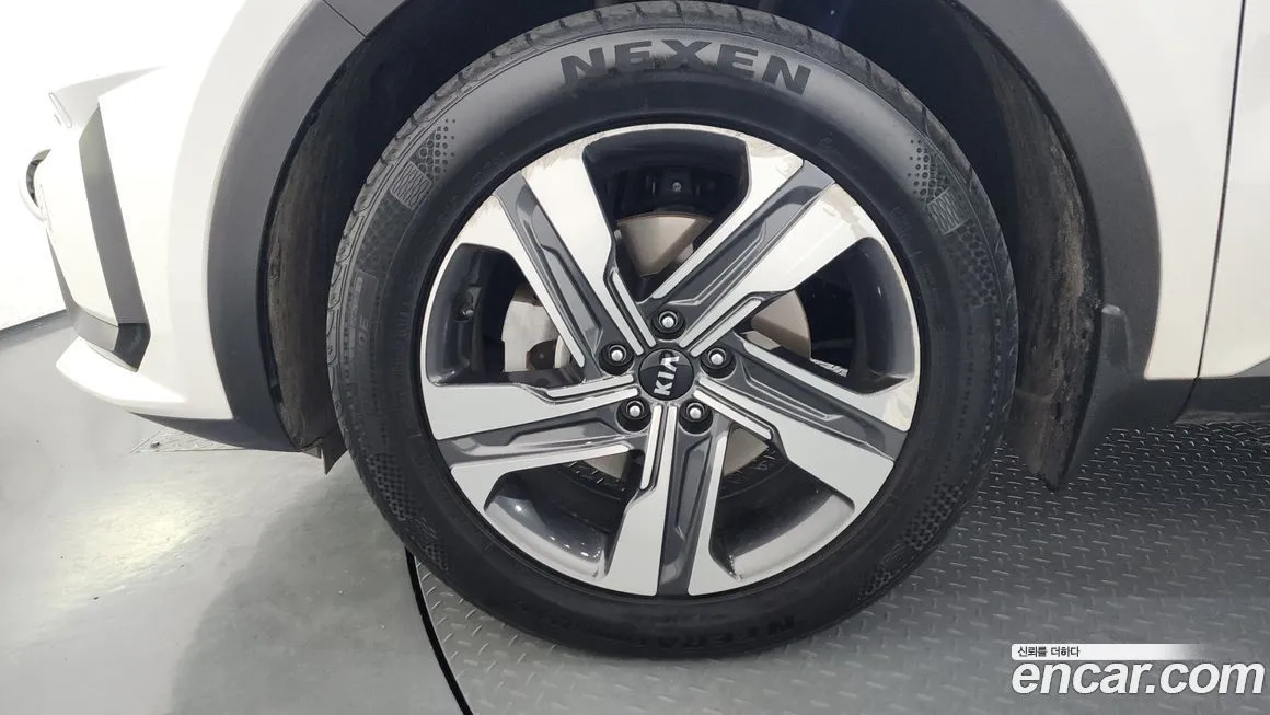 Kia Sorento — фото 6
