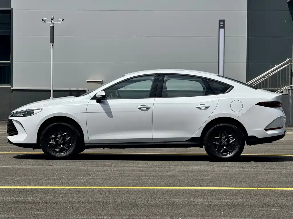 BYD Qin PLUS 2025 из CN, фото 9