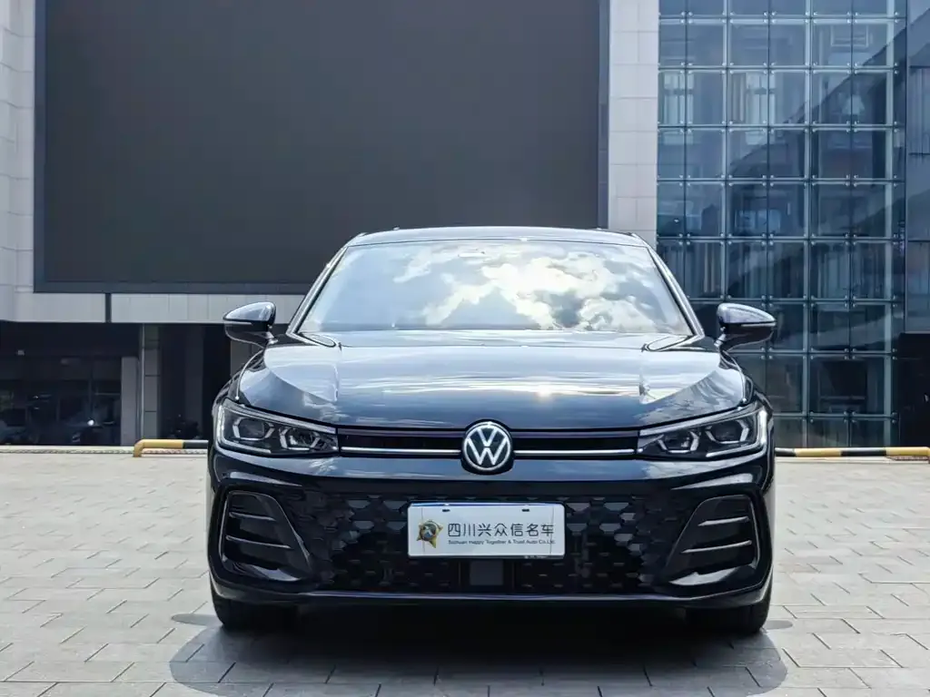 Volkswagen Passat — фото 2