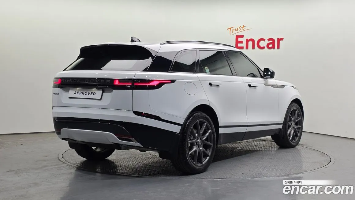 Land Rover Range Rover Velar — фото 5