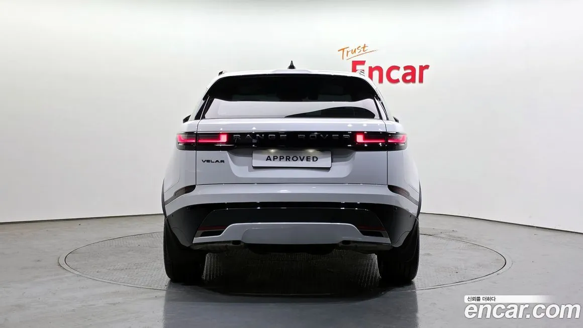 Land Rover Range Rover Velar — фото 3