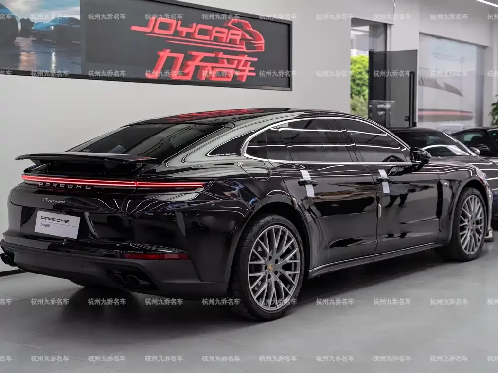 Porsche Panamera 2025 из CN, фото 7