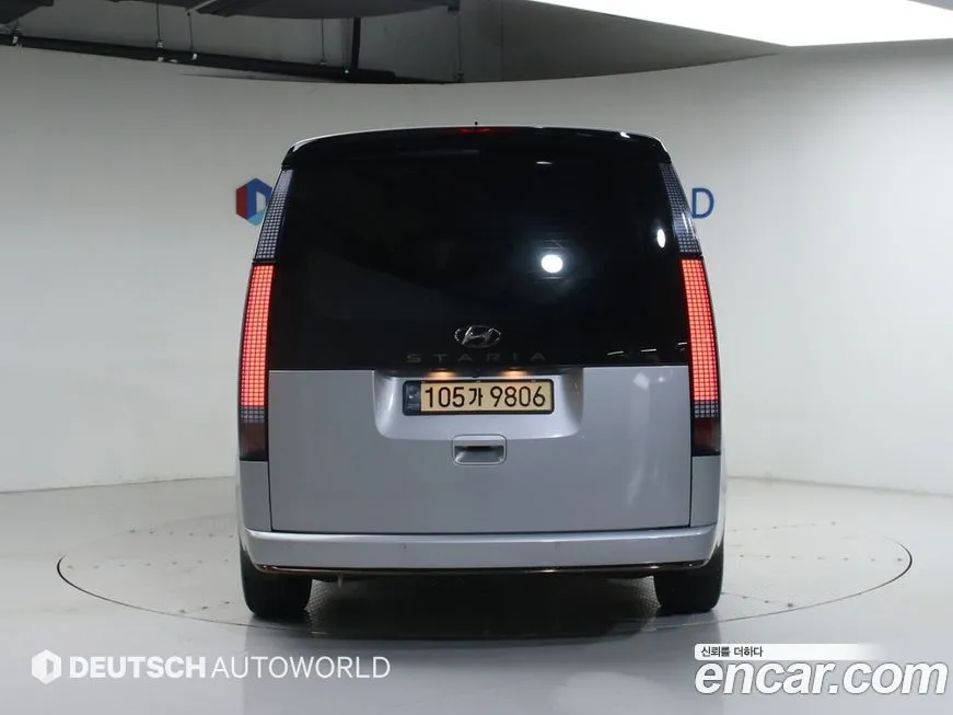 Hyundai Staria 2023 из KR, фото 3