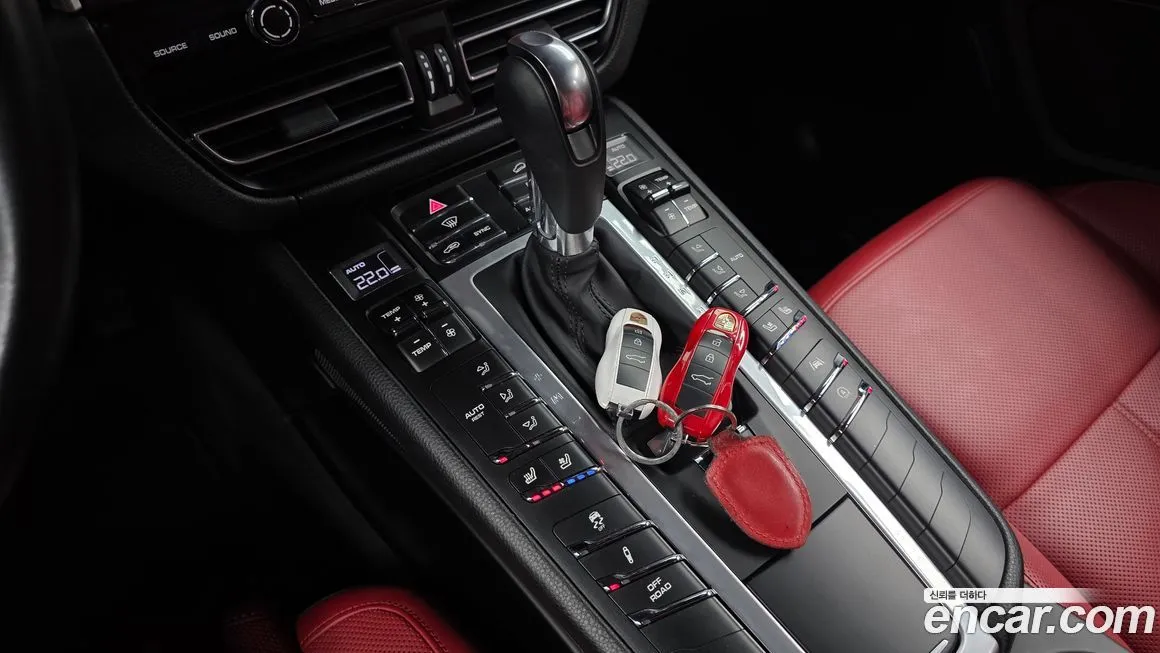 Porsche Macan 2021 из KR, фото 9