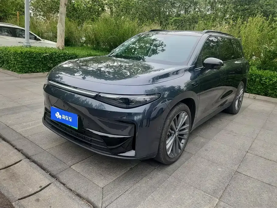 Leapmotor C16