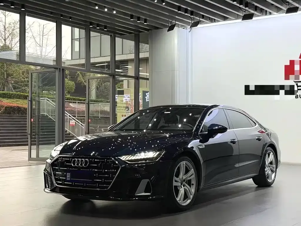Audi A7L