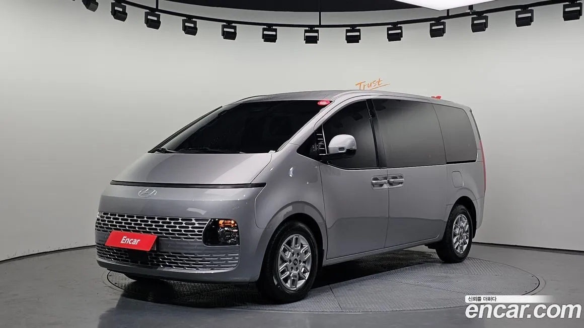 Hyundai Staria 2025 из KR, фото 1