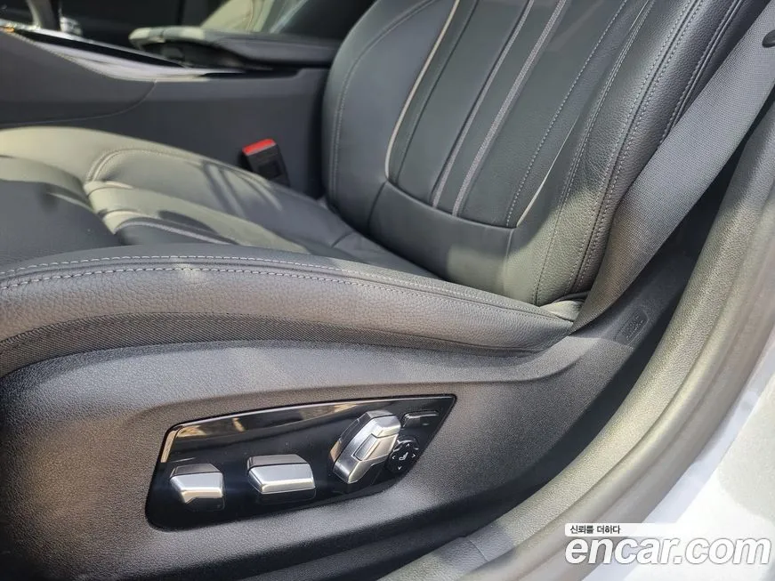 BMW 5-Series 2023 из KR, фото 8