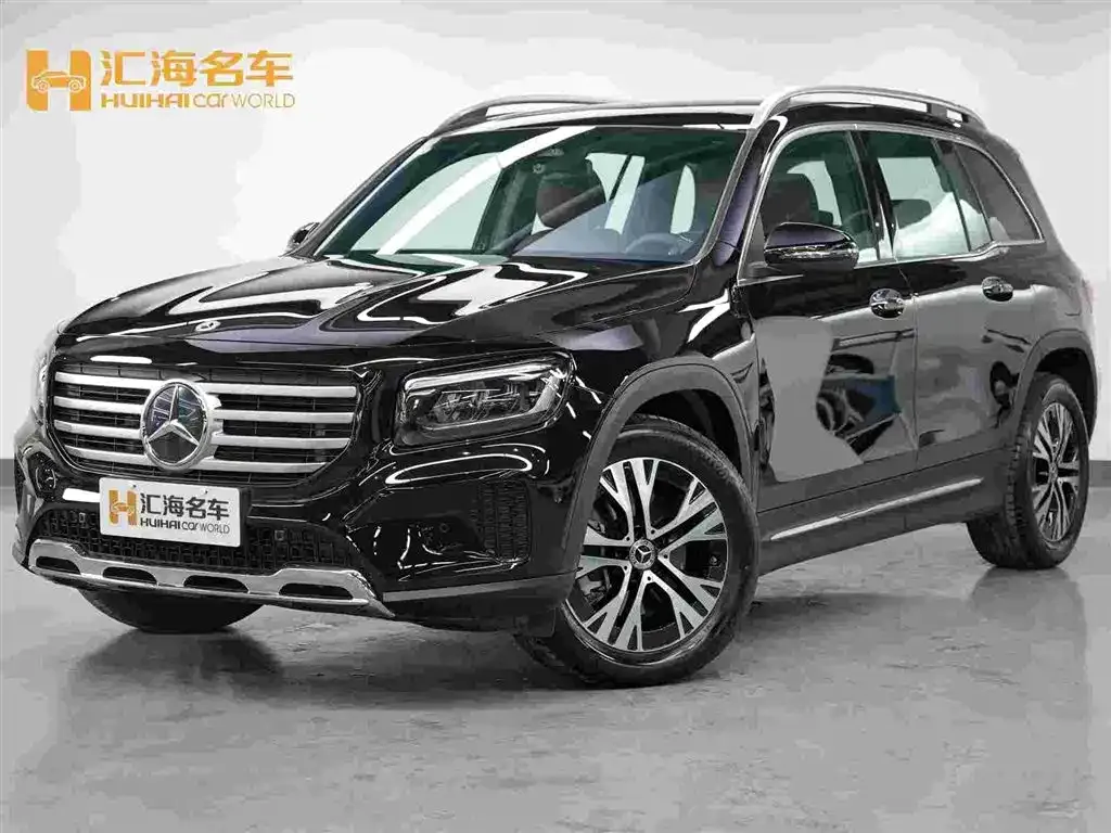 Mercedes-Benz GLB — фото 1