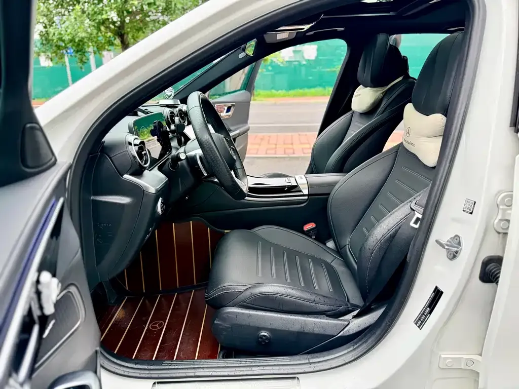 Mercedes-Benz C-Class 2023 из CN, фото 2