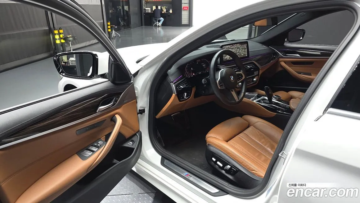 BMW 5-Series 2021 из KR, фото 8