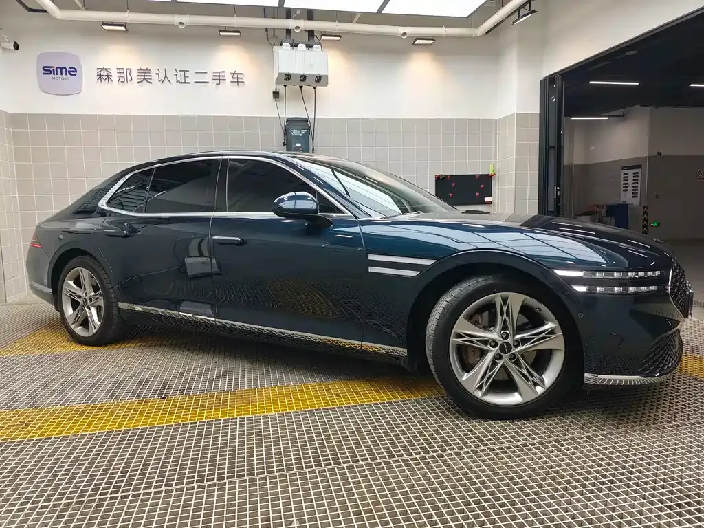 Genesis G90 — фото 10
