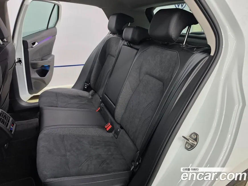 Volkswagen Golf 2025 из KR, фото 7