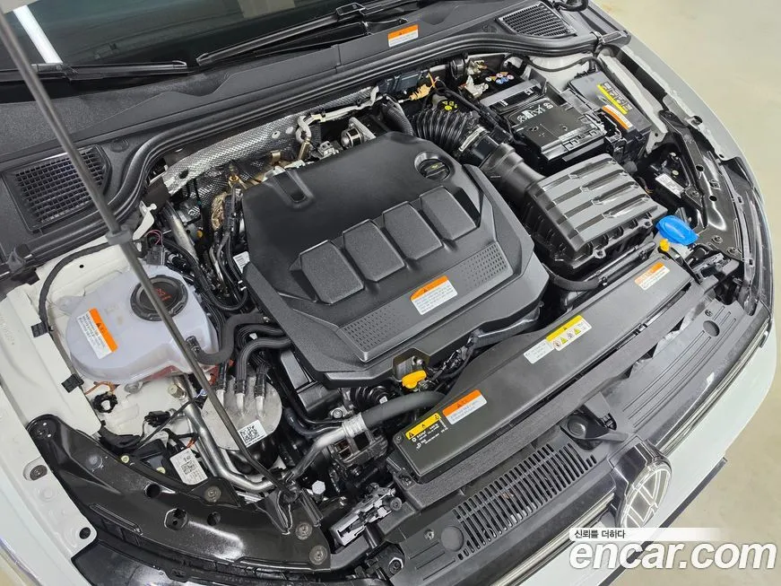 Volkswagen Golf 2025 из KR, фото 9