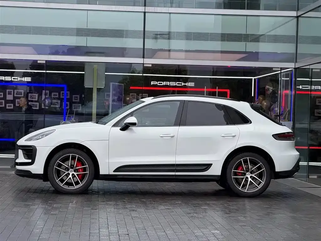 Porsche Macan — фото 10
