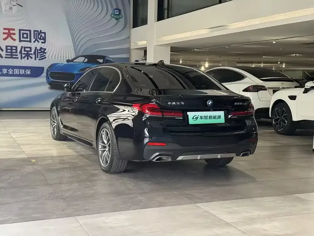 BMW 5 Series New Energy — фото 4