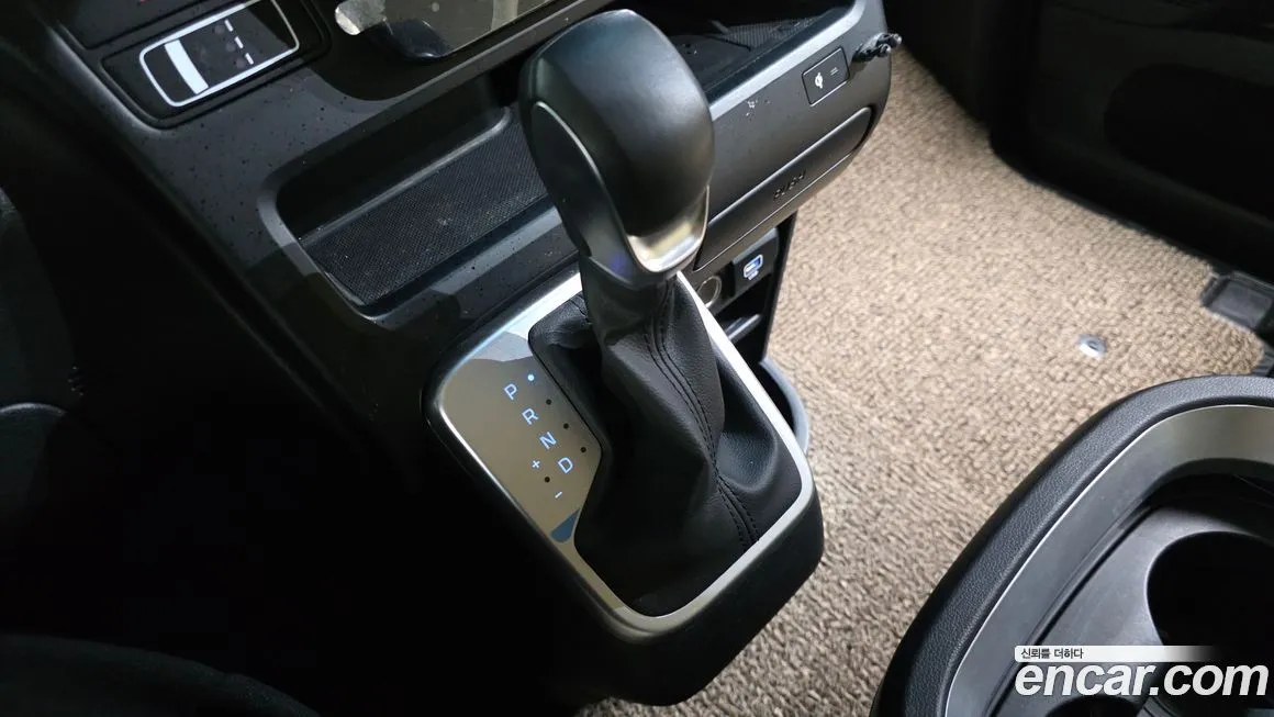 Hyundai Staria 2025 из KR, фото 10