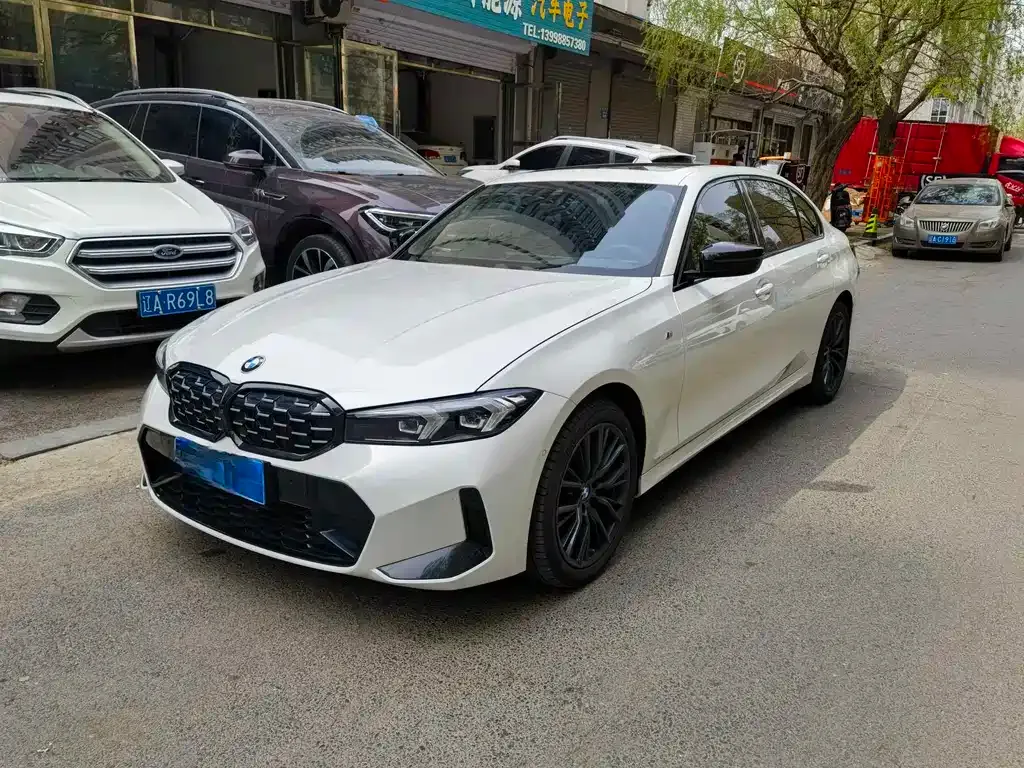 BMW 3 Series 2024 из CN, фото 1