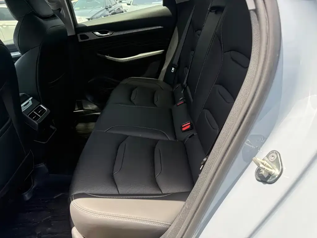 Geely Xingrui 2022 из CN, фото 5