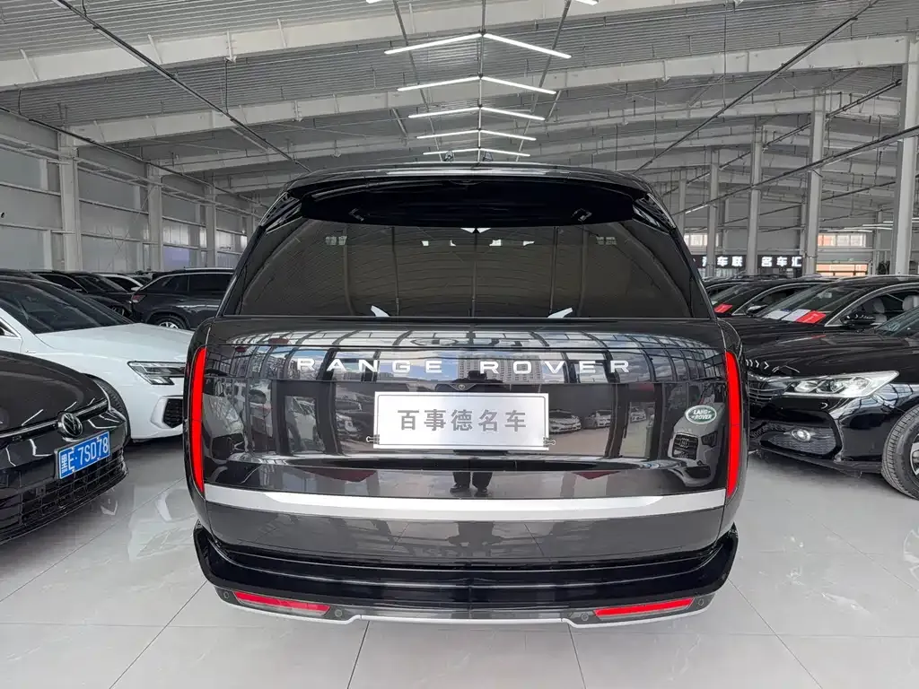 Land Rover Range Rover 2024 из CN, фото 3