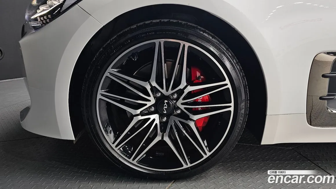 Kia Stinger 2023 из KR, фото 3