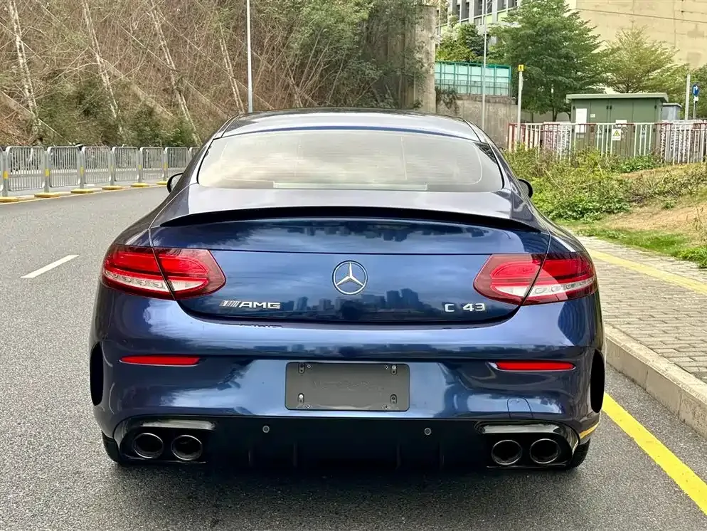 Mercedes-Benz C-Class AMG — фото 6