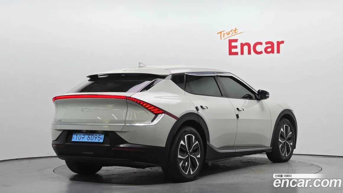 Kia EV6 — фото 2