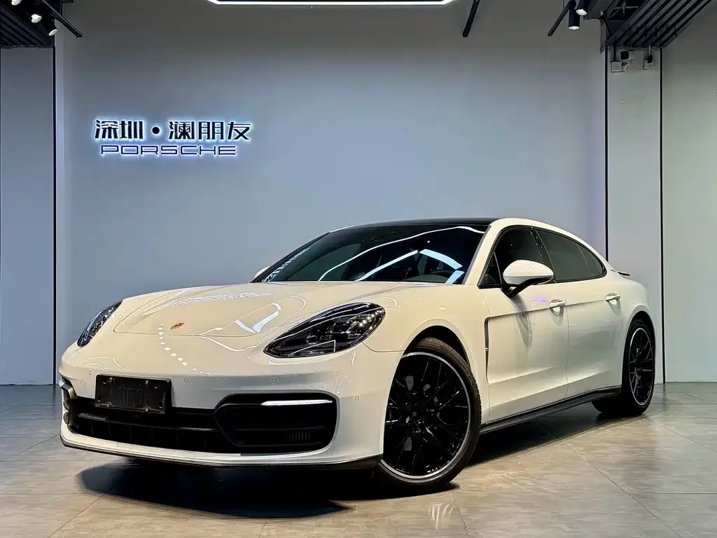 Porsche Panamera — фото 1