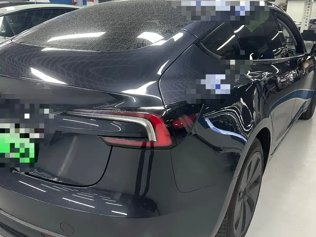 Tesla Model 3 — фото 3