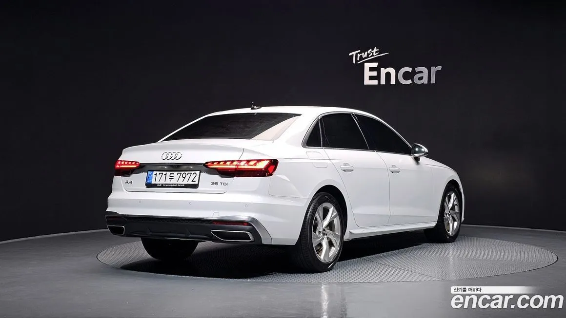 Audi A4 2021 из KR, фото 2