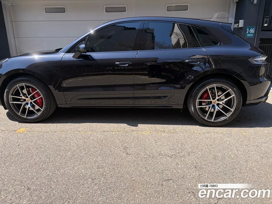 Porsche Macan — фото 10