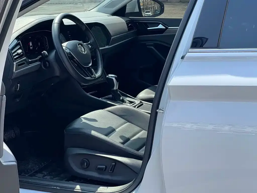 Volkswagen Sagitar 2022 из CN, фото 5